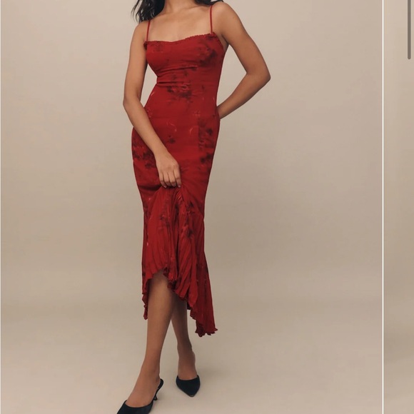 Aiko Dress - Picture 2 of 9